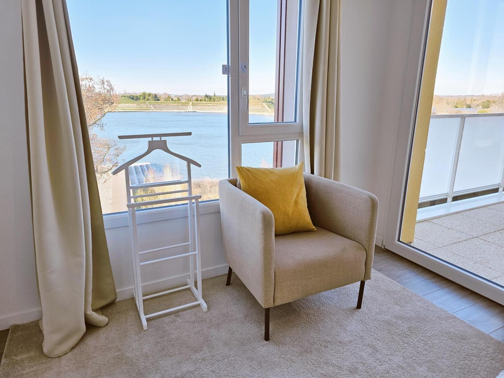 Lakeside Provence - Appartement Classe 4 Etoiles, Vue Sur Le Lac, Parking Sous-Sol, Double Clim Монте Екстер'єр фото
