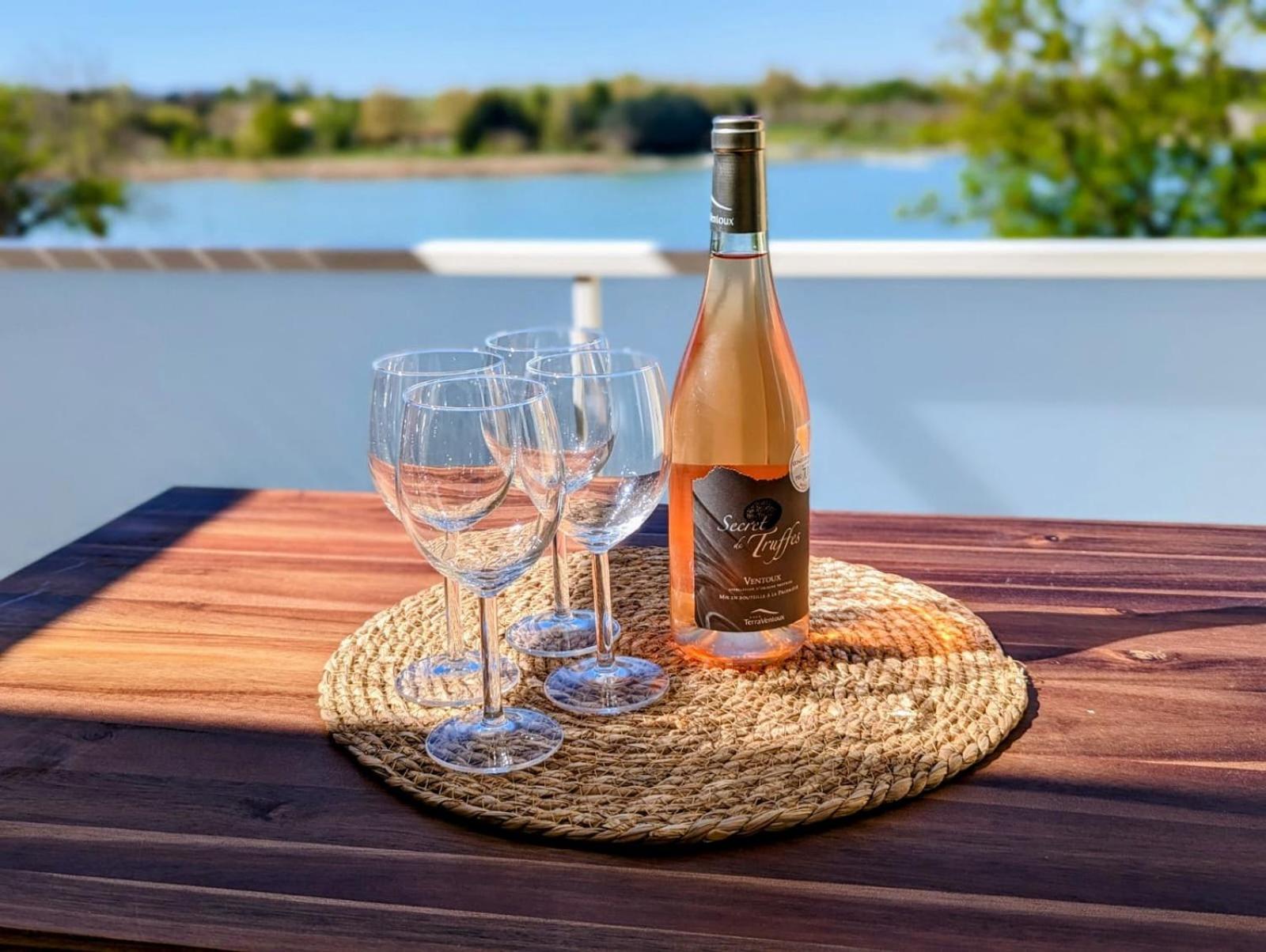 Lakeside Provence - Appartement Classe 4 Etoiles, Vue Sur Le Lac, Parking Sous-Sol, Double Clim Монте Екстер'єр фото