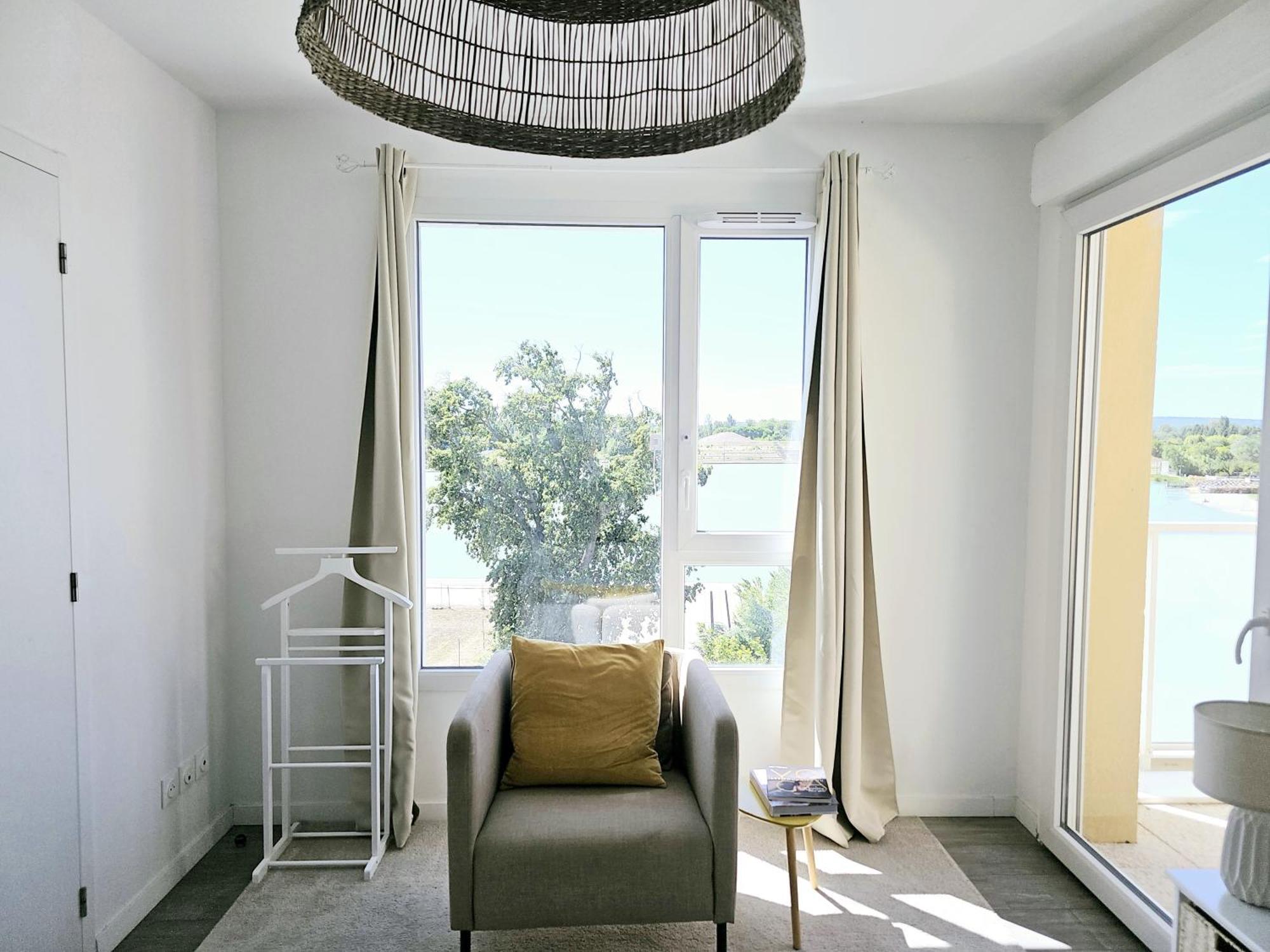 Lakeside Provence - Appartement Classe 4 Etoiles, Vue Sur Le Lac, Parking Sous-Sol, Double Clim Монте Екстер'єр фото