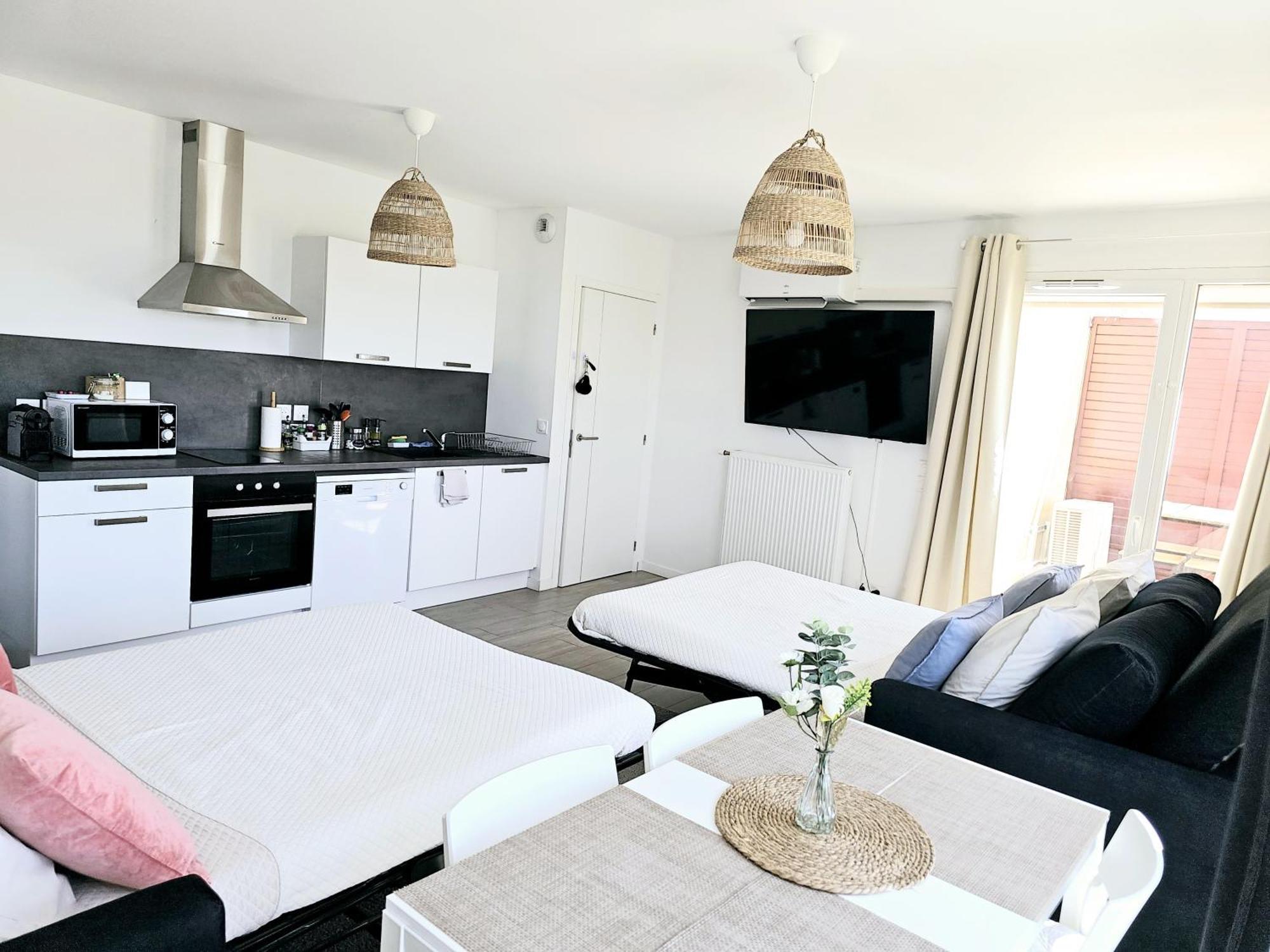 Lakeside Provence - Appartement Classe 4 Etoiles, Vue Sur Le Lac, Parking Sous-Sol, Double Clim Монте Екстер'єр фото